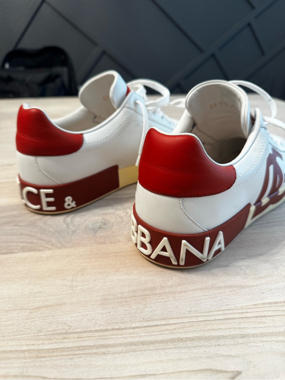Dolce & Gabbana White Sneakers with Burgundy Logo - Picture 5 of 9